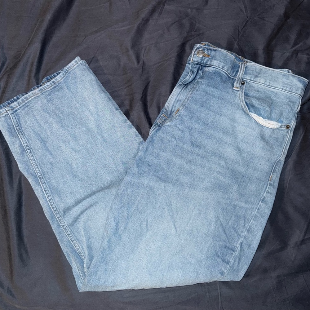 Old Navy Men's Relaxed Jeans - Light Blue
